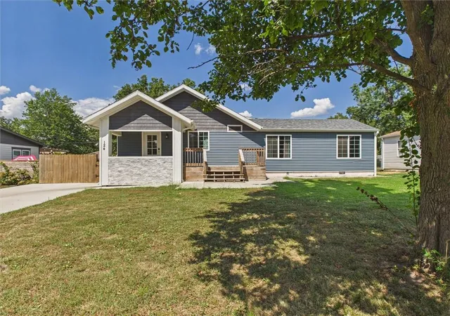 Photo 2 of Single family home for sale at 124 W 5th Street, Adrian, MO 64720 | MLS# 2639390 | Listing updated on 2026-10-07