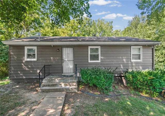 Photo 1 of Single family home for sale at 7030 Manchester Ave, Kansas City, MO 64133 | MLS# 2639395 | Listing updated on 2026-09-03