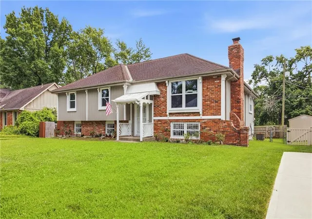 Photo 1 of Single family home for sale at 8113 E 96th Ter, Kansas City, MO 64134 | MLS# 2639400 | Listing updated on 2026-10-02