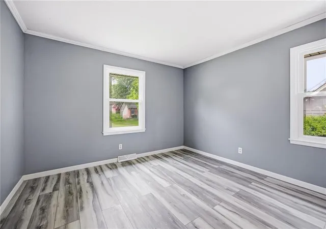 Photo 4 of Single family home for sale at 8113 E 96Th Ter, Kansas City, MO 64134 | MLS# 2639400 | Listing updated on 2026-10-02
