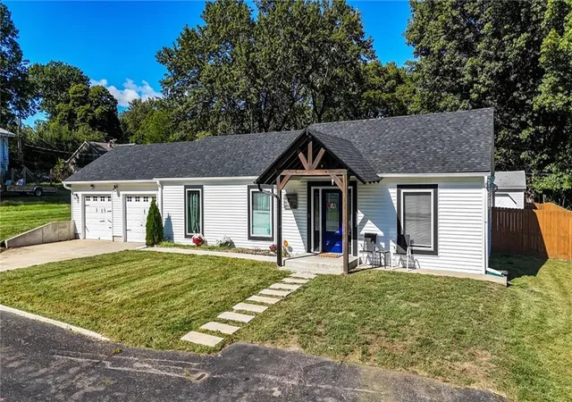 Photo 2 of Single family home for sale at 5820 Sloan Ave, Kansas City, KS 66104 | MLS# 2639419 | Listing updated on 2026-09-06