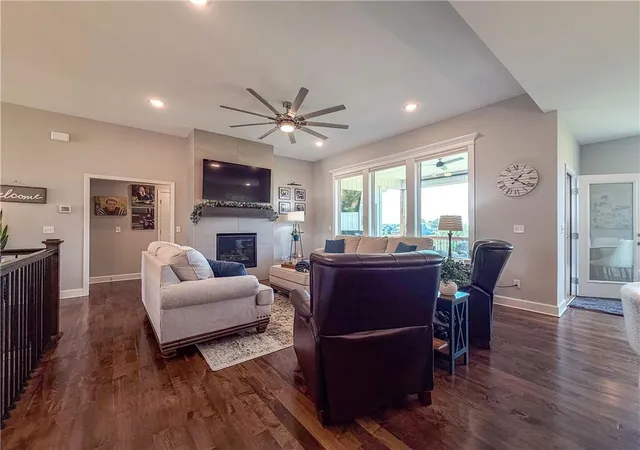 Photo 4 of Sale Pending at 3412 N 129Th St, Kansas City, KS 66109 | MLS# 2639428 | Listing updated on 2026-09-08
