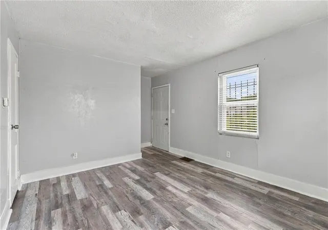 Photo 3 of House for sale at 2113-2115 Askew Ave, Kansas City, MO 64127 | MLS# 2639429 | Listing updated on 2026-10-03