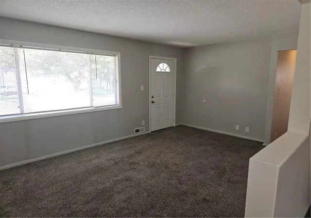 Photo 4 of Sale Pending at 11402 Crystal Ave, Kansas City, MO 64134 | MLS# 2639437 | Listing updated on 2026-08-30