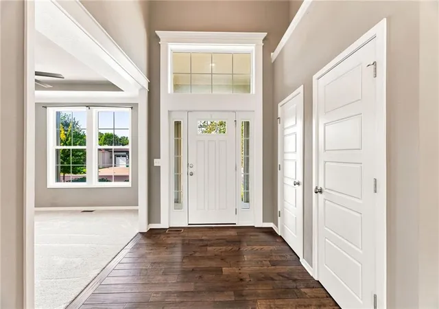 Photo 3 of Single family home for sale at 2776 W Sitka Dr, Olathe, KS 66061 | MLS# 2639439 | Listing updated on 2026-10-18