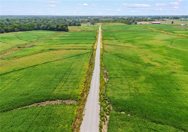 Land for sale at Lot 13 Smasal Rd, Sedalia, MO 65301 | MLS# 2639462