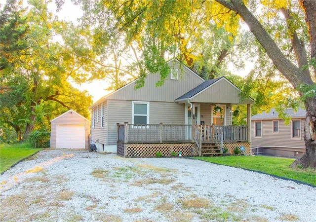 Photo 1 of Single family home for sale at 3818 N Kensington Ave, Kansas City, MO 64117 | MLS# 2639484 | Listing updated on 2026-09-04