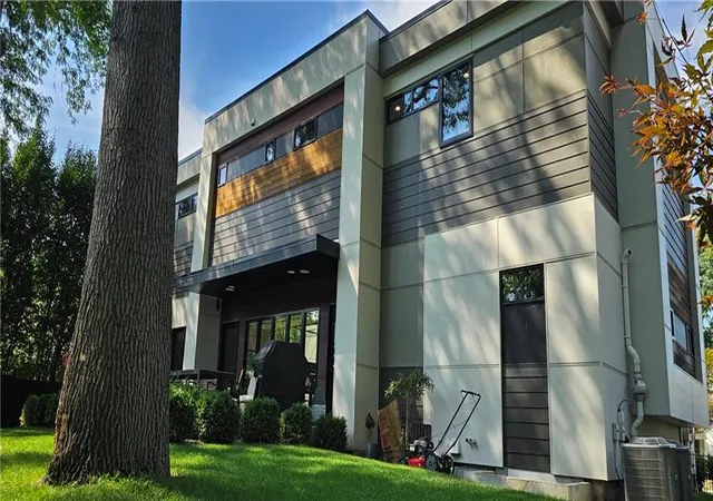 3rd image of 3521 W 73Rd St, Prairie Village, KS 66208 | MLS# 2639489