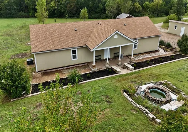 Photo 1 of Single family home for sale at 19812 S Stanley Rd, Quenemo, KS 66528 | MLS# 2639492 | Listing updated on 2026-10-08