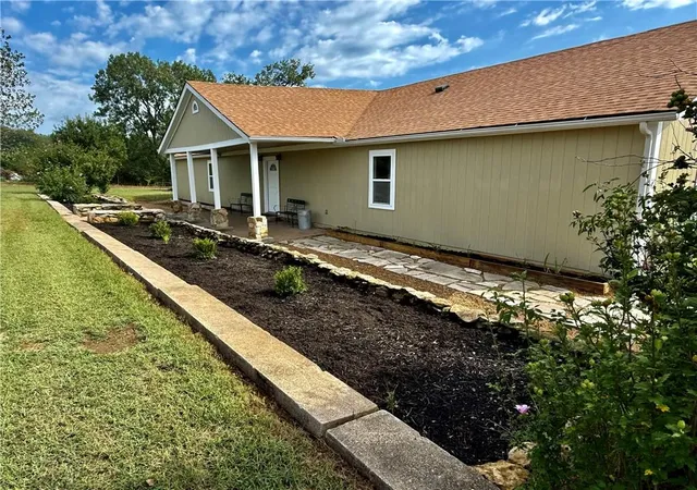Photo 3 of Single family home for sale at 19812 S Stanley Rd, Quenemo, KS 66528 | MLS# 2639492 | Listing updated on 2026-10-08