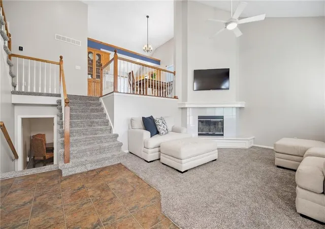 Photo 2 of Single family home for sale at 1221 Se Meridian Dr, Lees Summit, MO 64081 | MLS# 2639510 | Listing updated on 2026-10-02