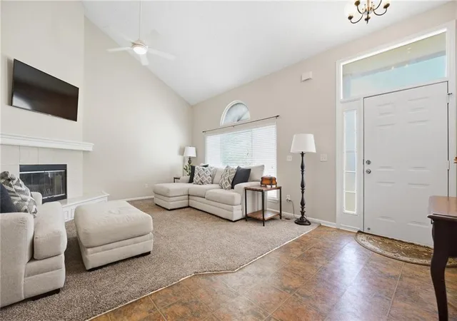 Photo 3 of Single family home for sale at 1221 Se Meridian Dr, Lees Summit, MO 64081 | MLS# 2639510 | Listing updated on 2026-10-02