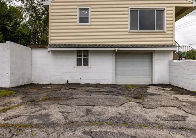 Photo 31 of Single family home for sale at 1405 Ne 72 St, Gladstone, MO 64118 | MLS# 2639513 | Listing updated on 2026-09-13