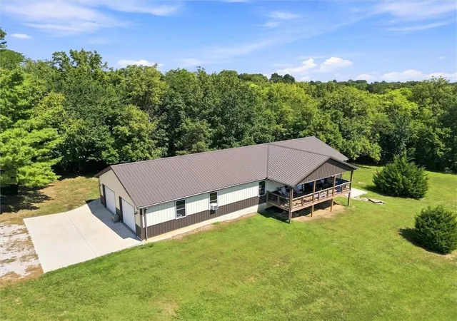 Photo 1 of Single family home for sale at 33625 D Hwy, Lawson, MO 64062 | MLS# 2639517 | Listing updated on 2026-08-31