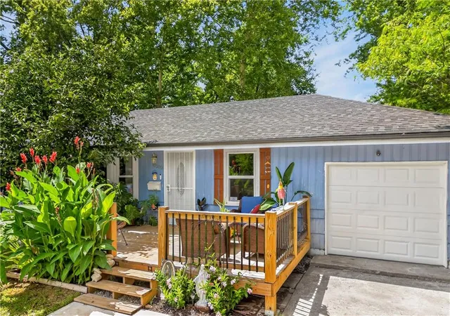 Photo 3 of Single family home for sale at 10200 Bellaire Ave, Kansas City, MO 64134 | MLS# 2639528 | Listing updated on 2026-09-05