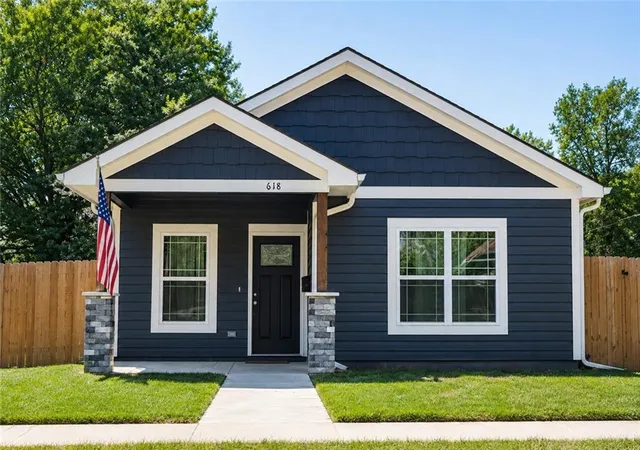 Photo 3 of Single family home for sale at 618 N Cedar St, Ottawa, KS 66067 | MLS# 2639530 | Listing updated on 2026-09-17