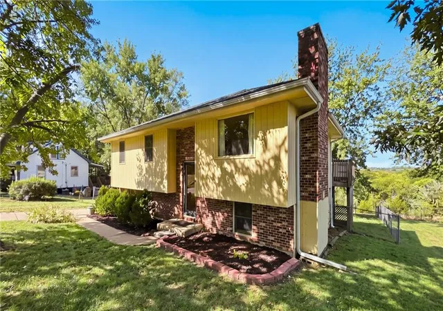 Photo 2 of Sale Pending at 1111 Highland Ave, Atchison, KS 66002 | MLS# 2639546 | Listing updated on 2026-09-04