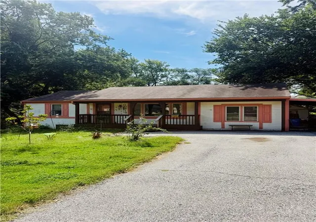 1st image of 10819 W 64th Ter, Shawnee, KS 66203 | MLS# 2639553