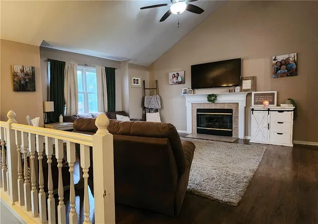 Photo 5 of Single family home for sale at 2801 Quail Dr, Saint Joseph, MO 64506 | MLS# 2639594 | Listing updated on 2026-09-01