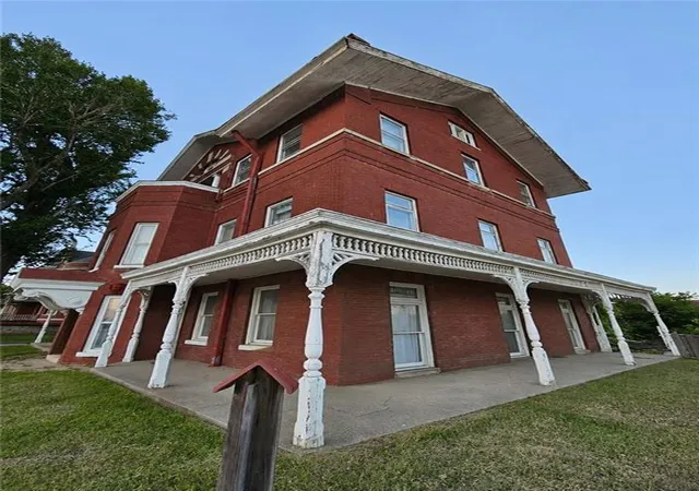 Photo 3 of Single family home for sale at 503 N 5Th St, St Joseph, MO 64501 | MLS# 2639595 | Listing updated on 2026-09-04