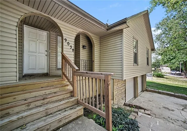 Photo 2 of Single family home for sale at 9038 Manning Ave, Kansas City, MO 64138 | MLS# 2639599 | Listing updated on 2026-09-03