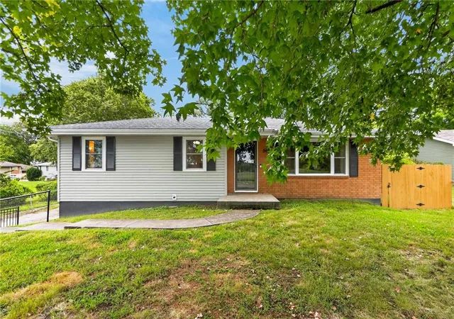 Photo 1 of Single family home for sale at 5402 Frederick Ave, Saint Joseph, MO 64506 | MLS# 2639602 | Listing updated on 2026-10-15