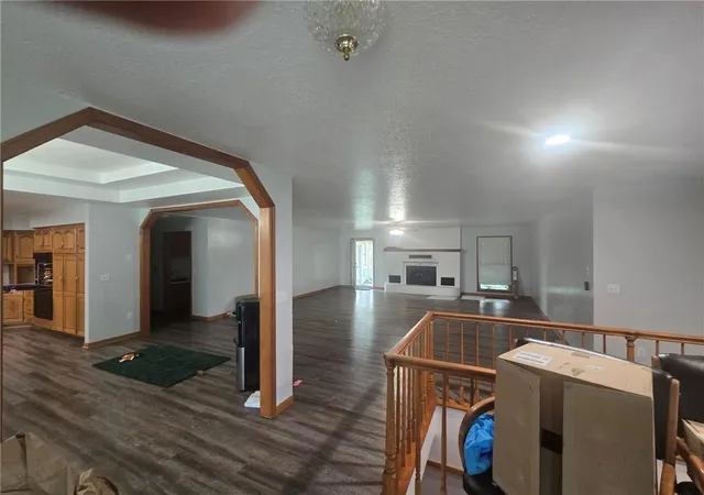 Photo 2 of Sale Pending at 529 Se Dd Hwy, Warrensburg, MO 64093 | MLS# 2639608 | Listing updated on 2026-09-29
