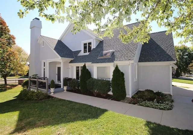 Townhouse for sale at 5218 W 121st Street, Leawood, KS 66209 | MLS# 2639609