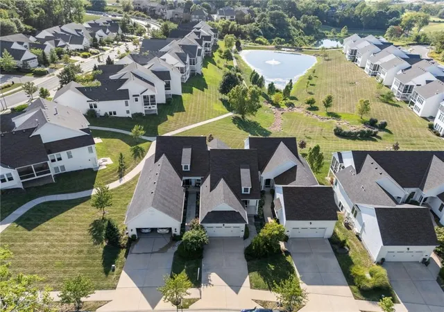 Photo 1 of Sale Pending at 6140 Lime Stone Ct, Parkville, MO 64152 | MLS# 2639648 | Listing updated on 2026-09-27