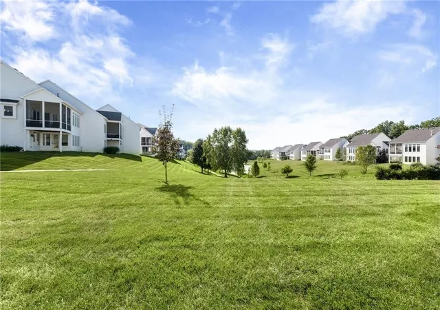 Photo 4 of Sale Pending at 6140 Lime Stone Ct, Parkville, MO 64152 | MLS# 2639648 | Listing updated on 2026-09-27