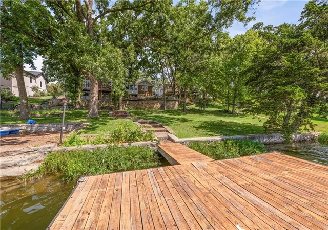 Photo 3 of Sale Pending at 9609 77th Terrace, Weatherby Lake, MO 64152 | MLS# 2639653 | Listing updated on 2026-10-16