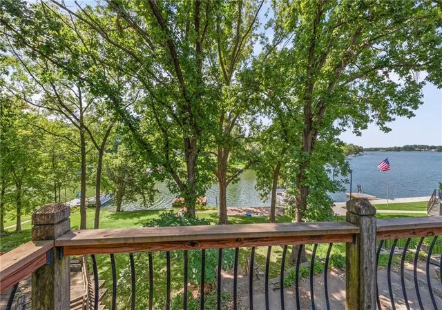 Photo 3 of Sale Pending at 9609 77th Terrace, Weatherby Lake, MO 64152 | MLS# 2639653 | Listing updated on 2026-10-16