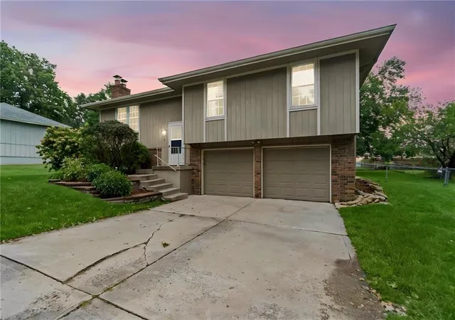 Photo 30 of Single family home for sale at 10517 N Mcgee St, Kansas City, MO 64155 | MLS# 2639664 | Listing updated on 2026-10-17