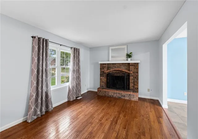 Photo 4 of Single family home for sale at 10517 N Mcgee St, Kansas City, MO 64155 | MLS# 2639664 | Listing updated on 2026-10-17