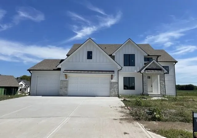 Photo 1 of Single family home for sale at 18405 W 195 Terrace, Spring Hill, KS 66083 | MLS# 2639668 | Listing updated on 2026-10-03