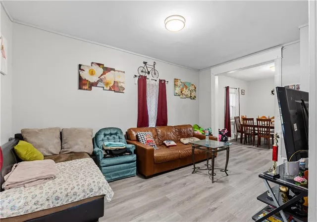 Photo 3 of Single family home for sale at 206 N Valley St, Kansas City, KS 66102 | MLS# 2639681 | Listing updated on 2026-09-01