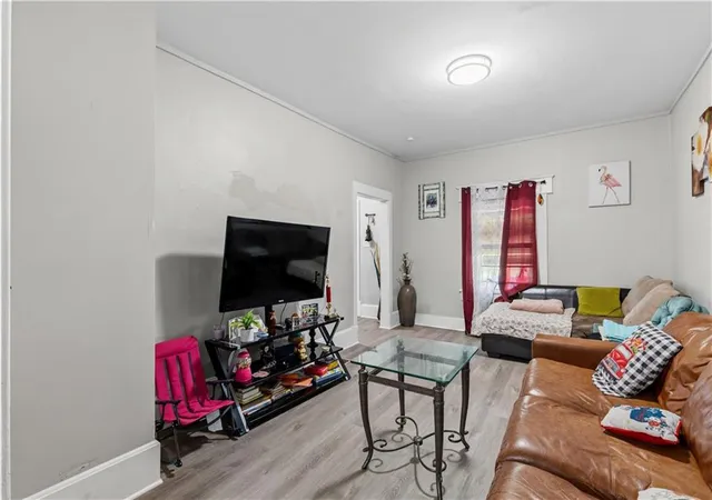 Photo 4 of Single family home for sale at 206 N Valley St, Kansas City, KS 66102 | MLS# 2639681 | Listing updated on 2026-09-01