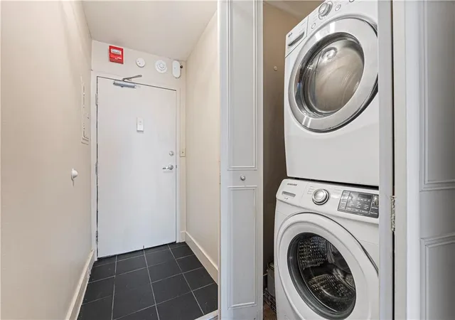 Photo 5 of Condo for sale at 600 E 8th Street #4F, Kansas City, MO 64106 | MLS# 2639685 | Listing updated on 2026-09-04