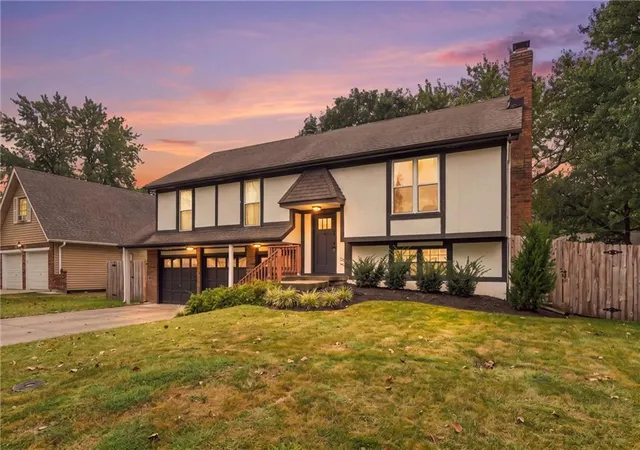 Photo 3 of Single family home for sale at 16021 W 153rd Terrace, Olathe, KS 66062 | MLS# 2639689 | Listing updated on 2026-09-27