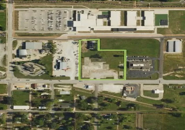 4th image of 1406 East St, Iola, KS 66749 | MLS# 2639692