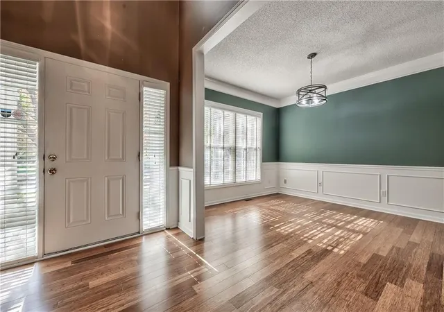 Photo 3 of Single family home for sale at 15712 W 158th Terrace, Olathe, KS 66062 | MLS# 2639708 | Listing updated on 2026-10-29