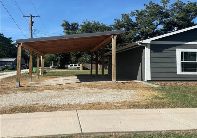 Photo 2 of Single family home for sale at 413 E 2nd Street, Ottawa, KS 66067 | MLS# 2639709 | Listing updated on 2026-09-12