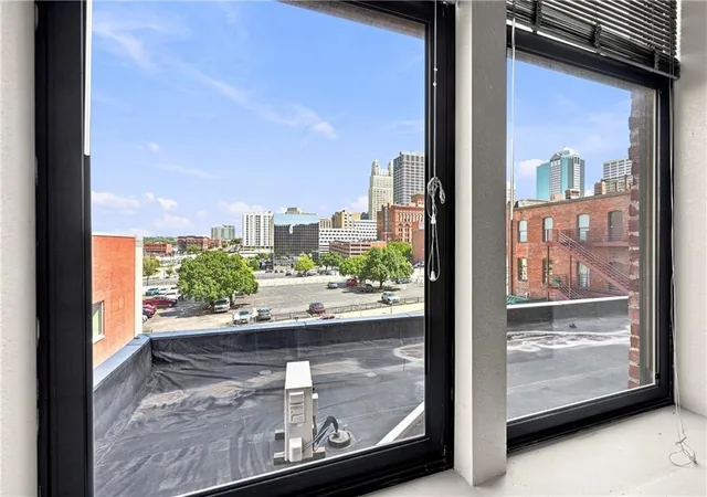 Photo 4 of Condo for sale at 308 W 8th Street #216, Kansas City, MO 64105 | MLS# 2639715 | Listing updated on 2026-09-03