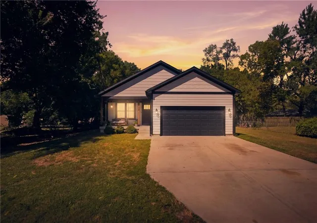 Single family home for sale at 106 S 4th Street, Cleveland, MO 64734 | MLS# 2639726
