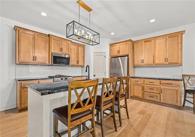 Photo 3 of Single family home for sale at 11808 E 231st Street, Peculiar, MO 64078 | MLS# 2639741 | Listing updated on 2026-09-06