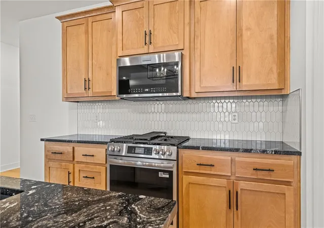 Photo 4 of Single family home for sale at 11808 E 231st Street, Peculiar, MO 64078 | MLS# 2639741 | Listing updated on 2026-09-06