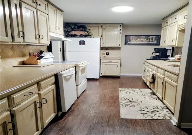 Photo 3 of Single family home for sale at 4503 Ne 50th Street, Kansas City, MO 64119 | MLS# 2639750 | Listing updated on 2026-10-04