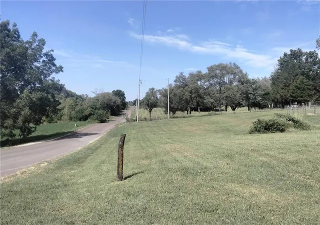 Photo 2 of Land for sale at 31608 Horn Cir, Excelsior Springs, MO 64024 | MLS# 2639755 | Listing updated on 2026-08-31