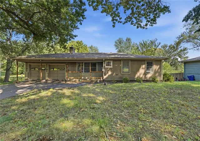 Photo 1 of Single family home for sale at 6203 Hedges Ave, Raytown, MO 64133 | MLS# 2639768 | Listing updated on 2026-09-04