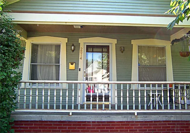 Photo 5 of Single family home for sale at 2814 Edmond St, Saint Joseph, MO 64501 | MLS# 2639776 | Listing updated on 2026-09-03